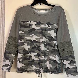 Cute camo sweatshirt
